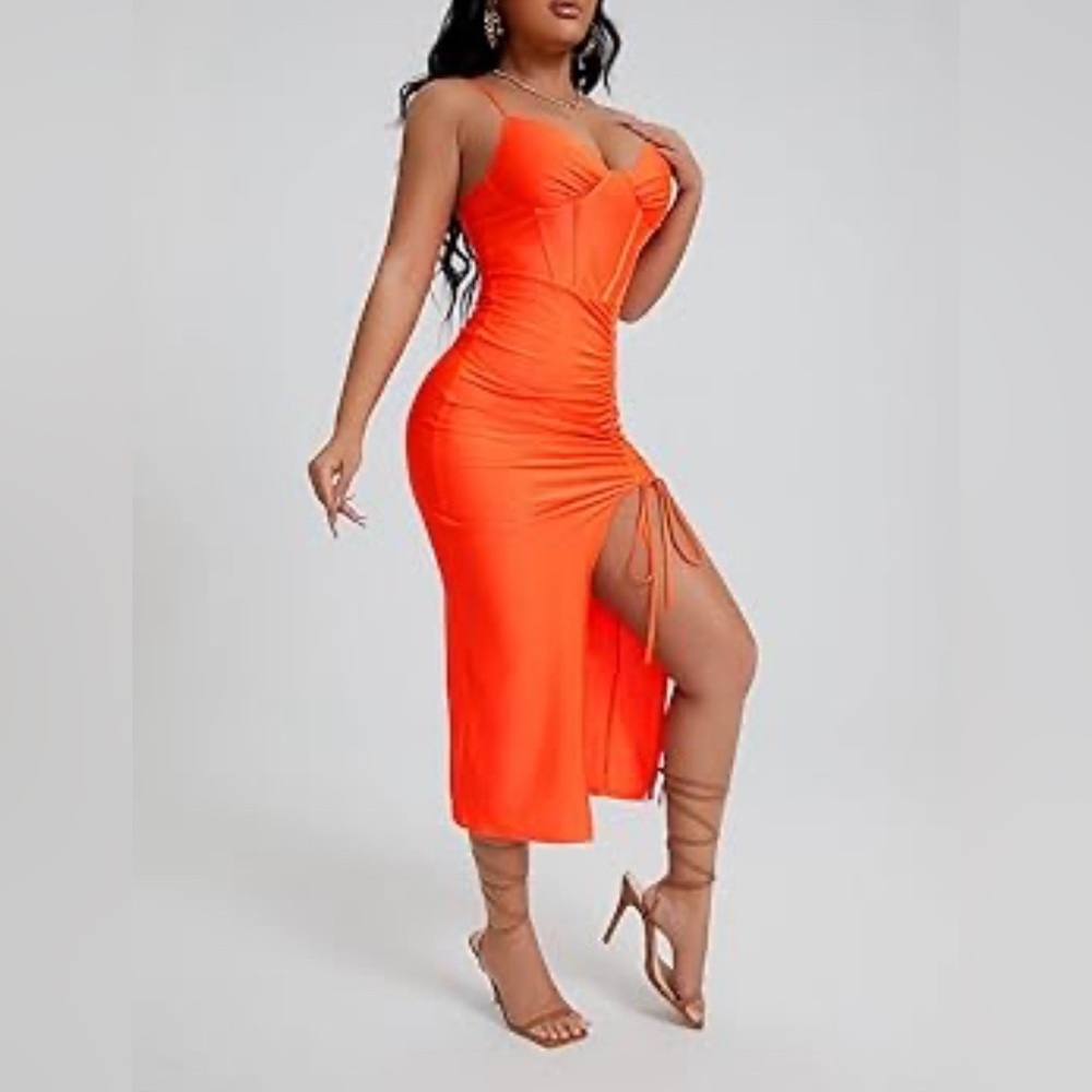 🍑 Bright Sexy Orange/Peach Maxi Dress
